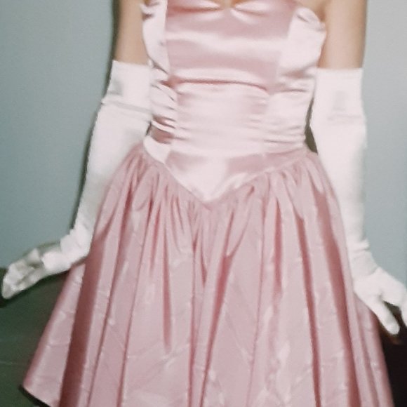BARBIE DRESS; Prom/homecoming/Bridesmaid/PARTY dress - Picture 1 of 6